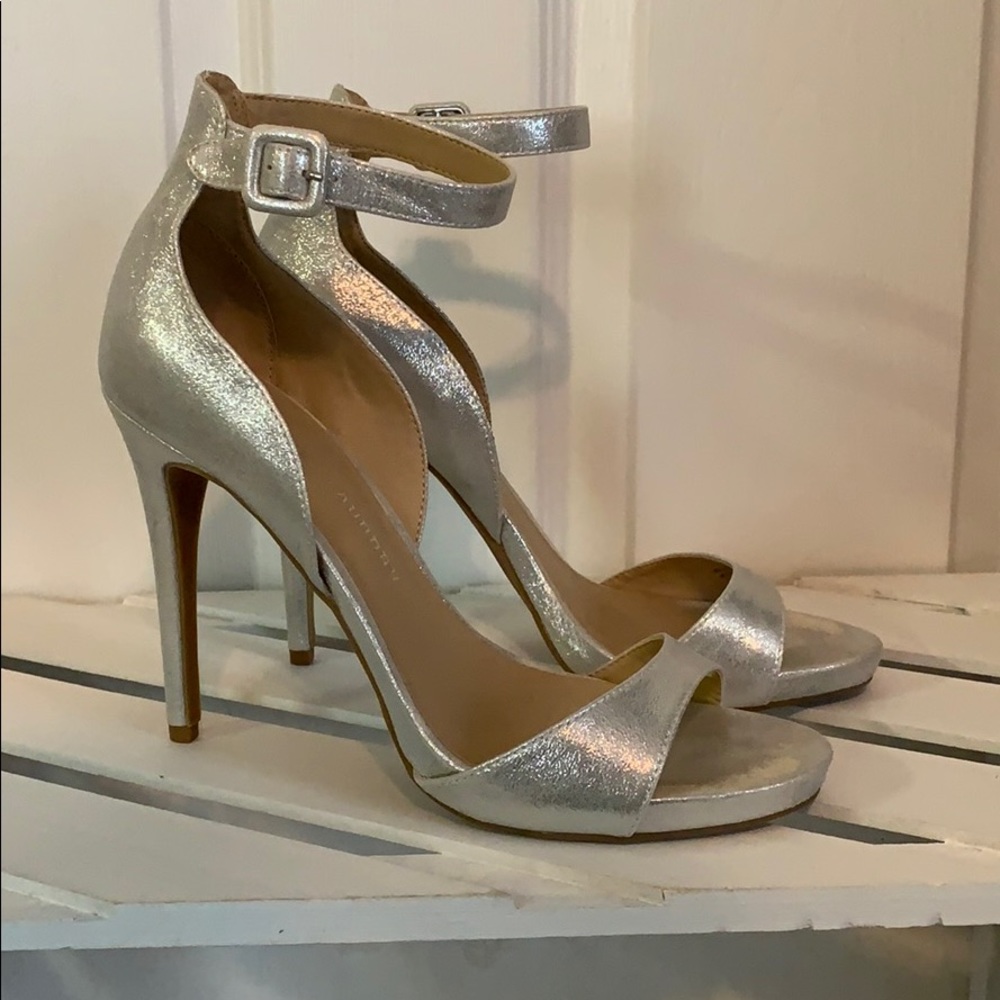 Chinese Laundry Heels